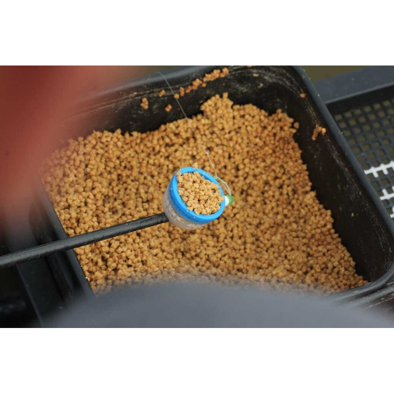 Pellet zanętowy Sonubaits Feed Pellets F1 900g / 6mm Pellet zanętowy Sonubaits Feed Pellets F1 900g / 6mm