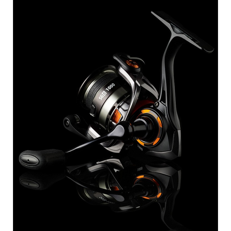 Kołowrotek Savage Gear SG6 4000 Kołowrotek Savage Gear SG6 4000