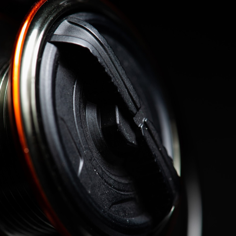 Kołowrotek Savage Gear SG2 2500