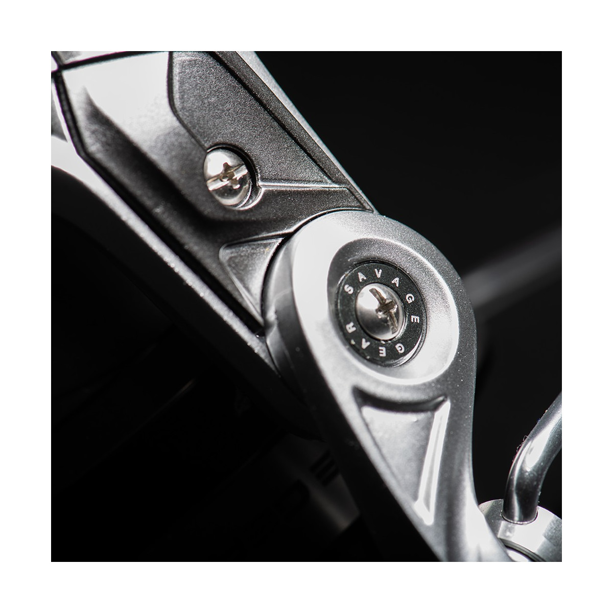 kolowrotek-sgs6-savage-gear kolowrotek-sgs6-savage-gear