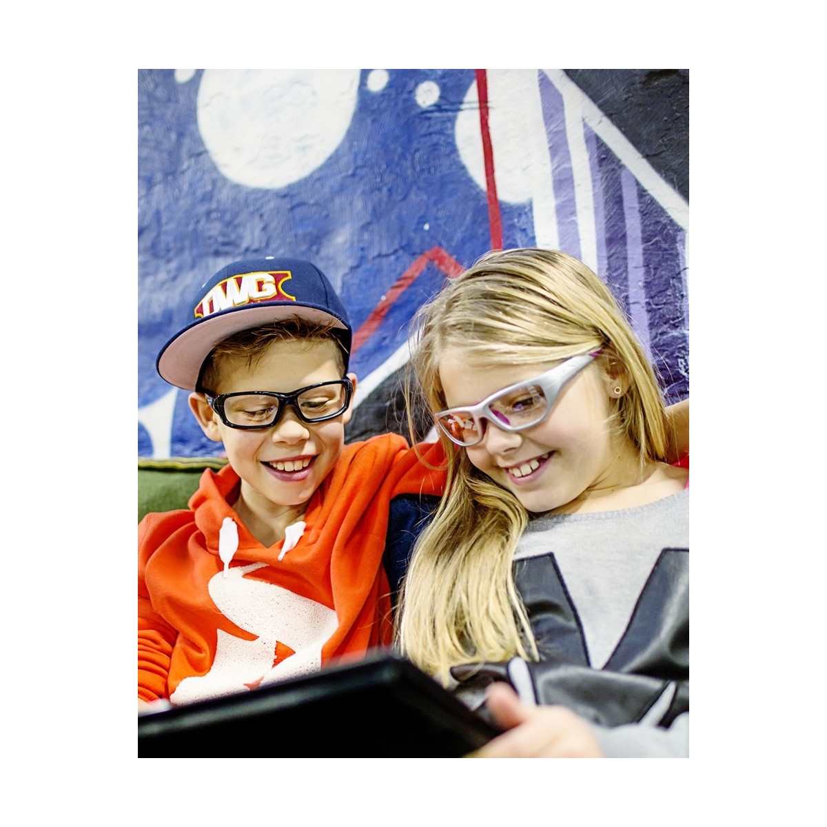 okulary-dzieciece-victory-przezroczyste-z-srebrno-rozowa-ramka-wiley-x okulary-dzieciece-victory-przezroczyste-z-srebrno-rozowa-ramka-wiley-x