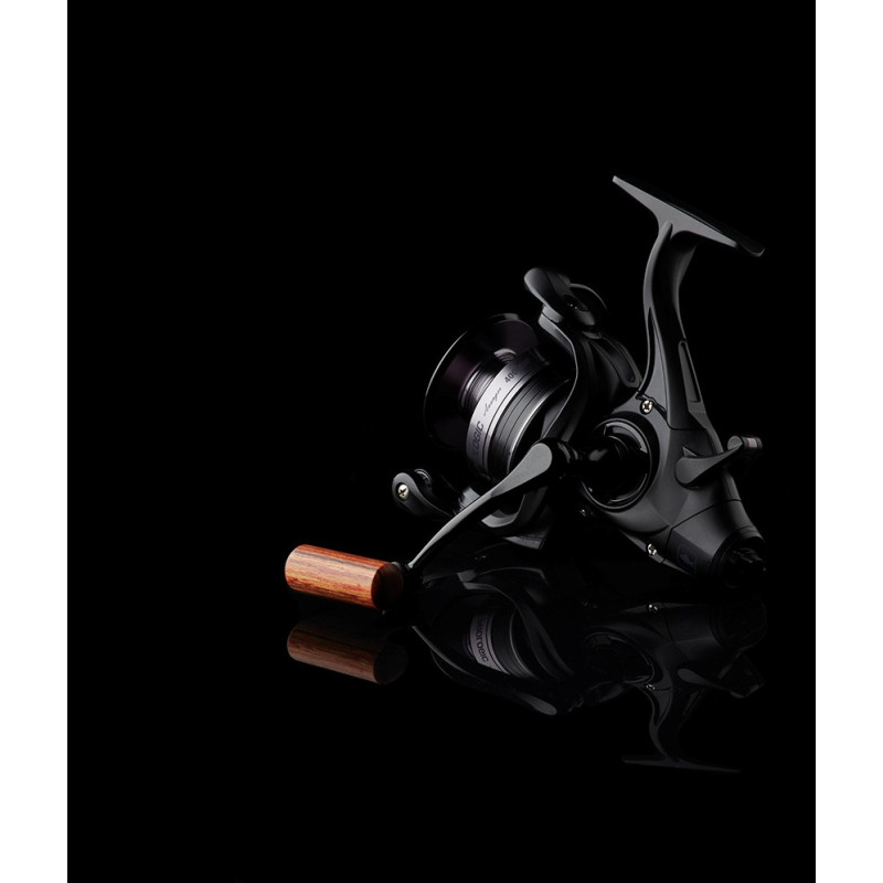 Kołowrotek Prologic Avenger BF z korbą SST 3000