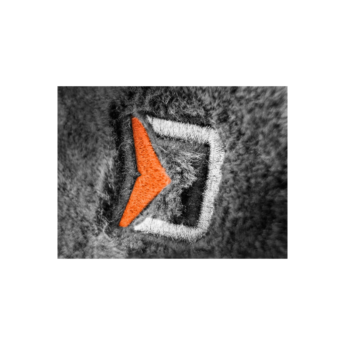 czapka-atak-boyar-delphin