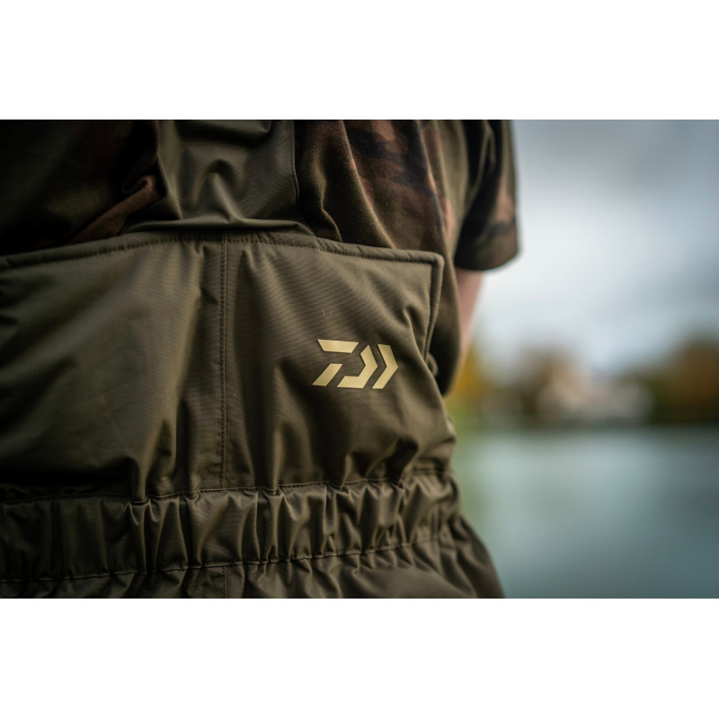 Kombinezon Daiwa karpiowy na zimę roz. 2XL Kombinezon Daiwa karpiowy na zimę roz. 2XL