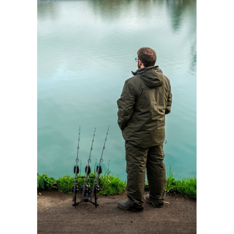 Kombinezon Daiwa karpiowy na zimę roz. 3xl Kombinezon Daiwa karpiowy na zimę roz. 3xl