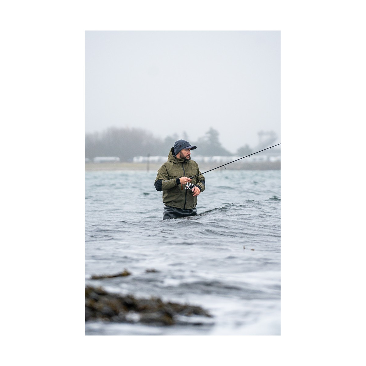 czapka-z-daszkiem-na-zime-savage-gear