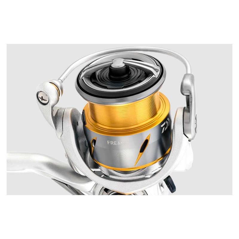 Kołowrotek Daiwa 21 Freams LT 2500 Kołowrotek Daiwa 21 Freams LT 2500
