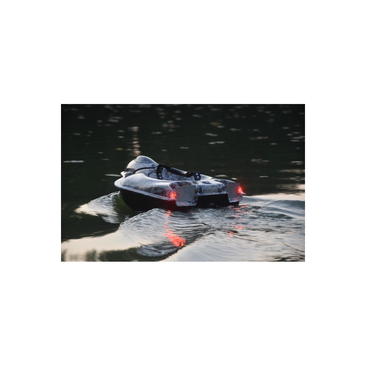 lodka-zanetowa-fighter-pro-sn3-black-i-camo-boatman lodka-zanetowa-fighter-pro-sn3-black-i-camo-boatman