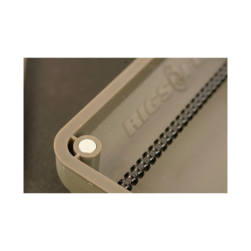 Piórnik na przypony Mini RigSafe na 60 przyponów Korda Piórnik na przypony Mini RigSafe na 60 przyponów Korda