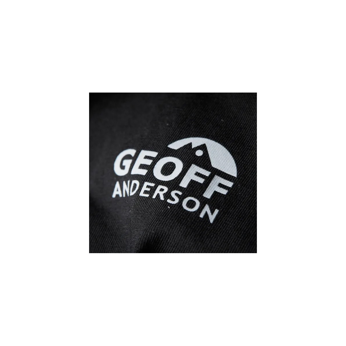 koszulka-organic-tee-black-logo-geoff-anderson