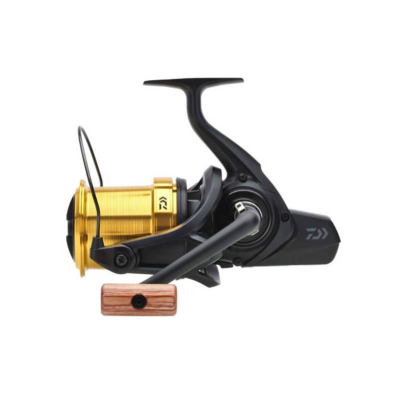 kolowrotek-23-emblem-45-scw-qd-ot-daiwa