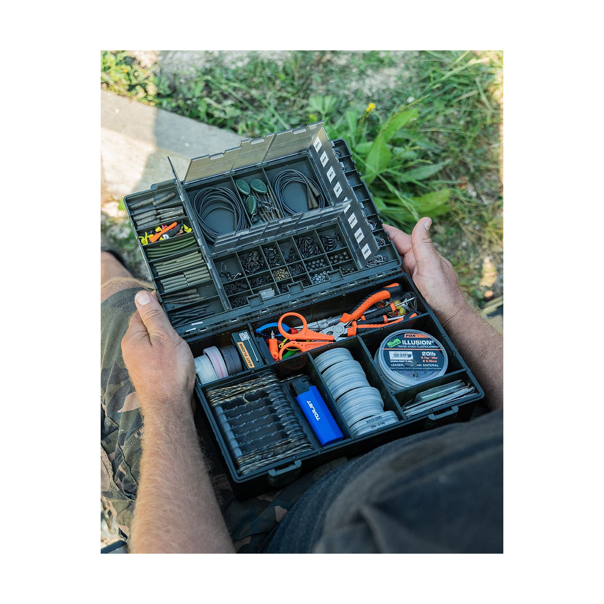 pudelko-na-akcesoria-medium-tackle-box-loaded-fox pudelko-na-akcesoria-medium-tackle-box-loaded-fox