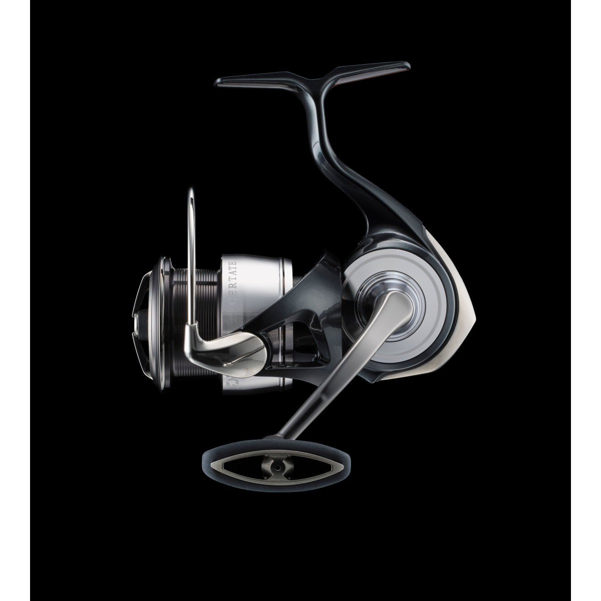 kolowrotek-24-certate-lt-daiwa