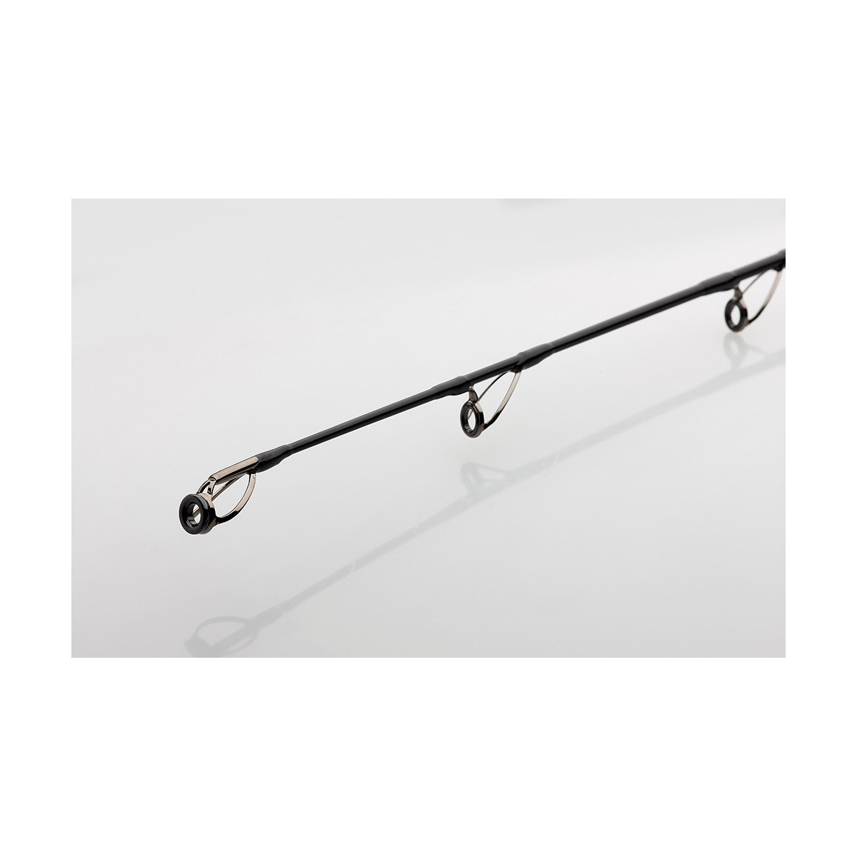 wedka-black-vertical-madcat wedka-black-vertical-madcat