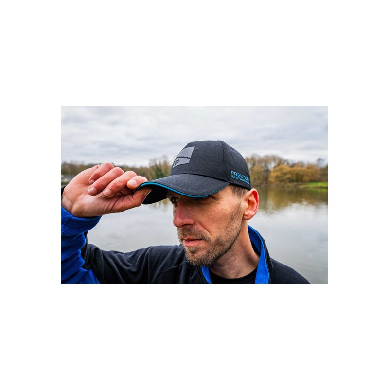 Czapka z daszkiem Preston Black HD roz. uniwersalny