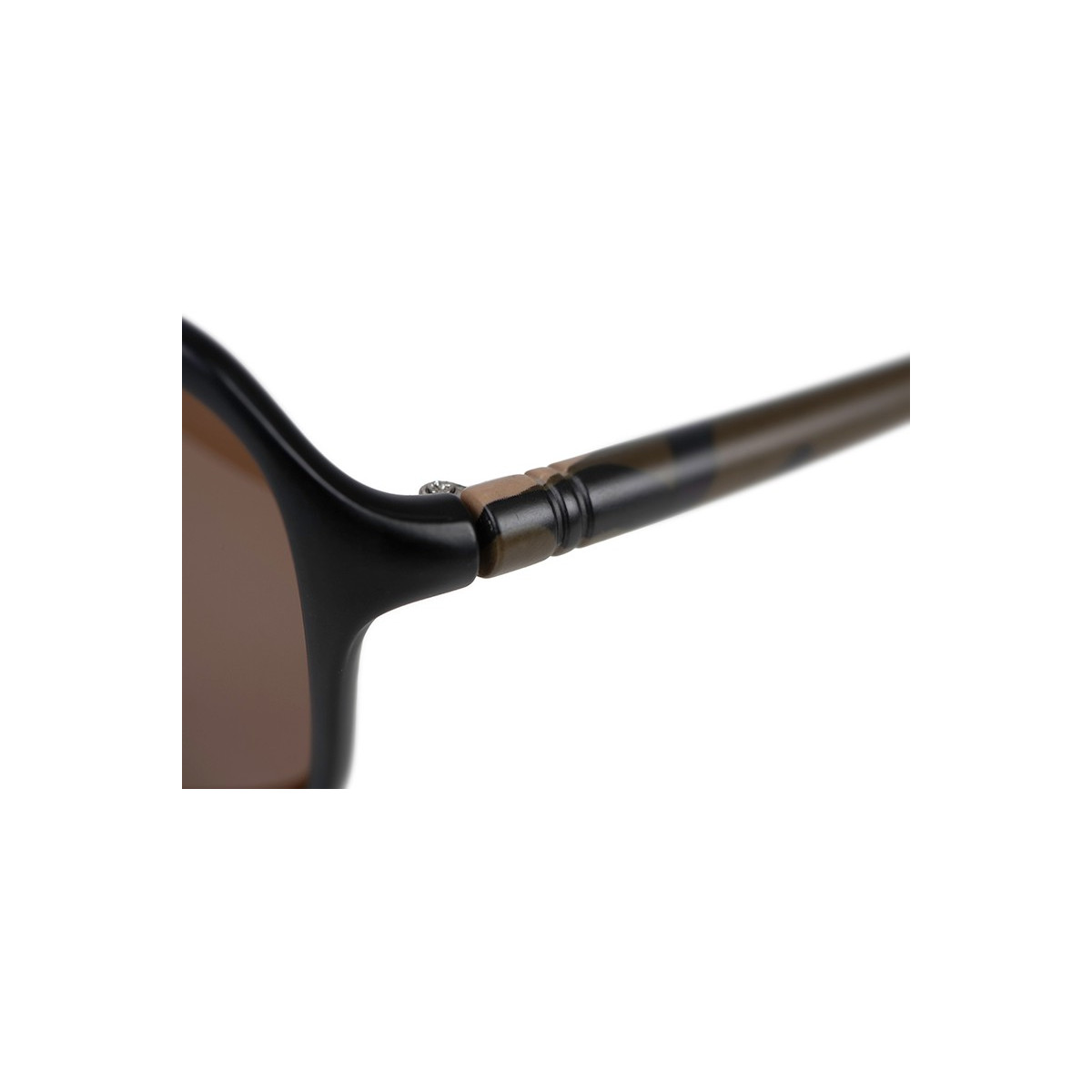 okulary-polaryzacyjne-av8-black-amp-camo-sunglasses-ndash-brown-lense-fox