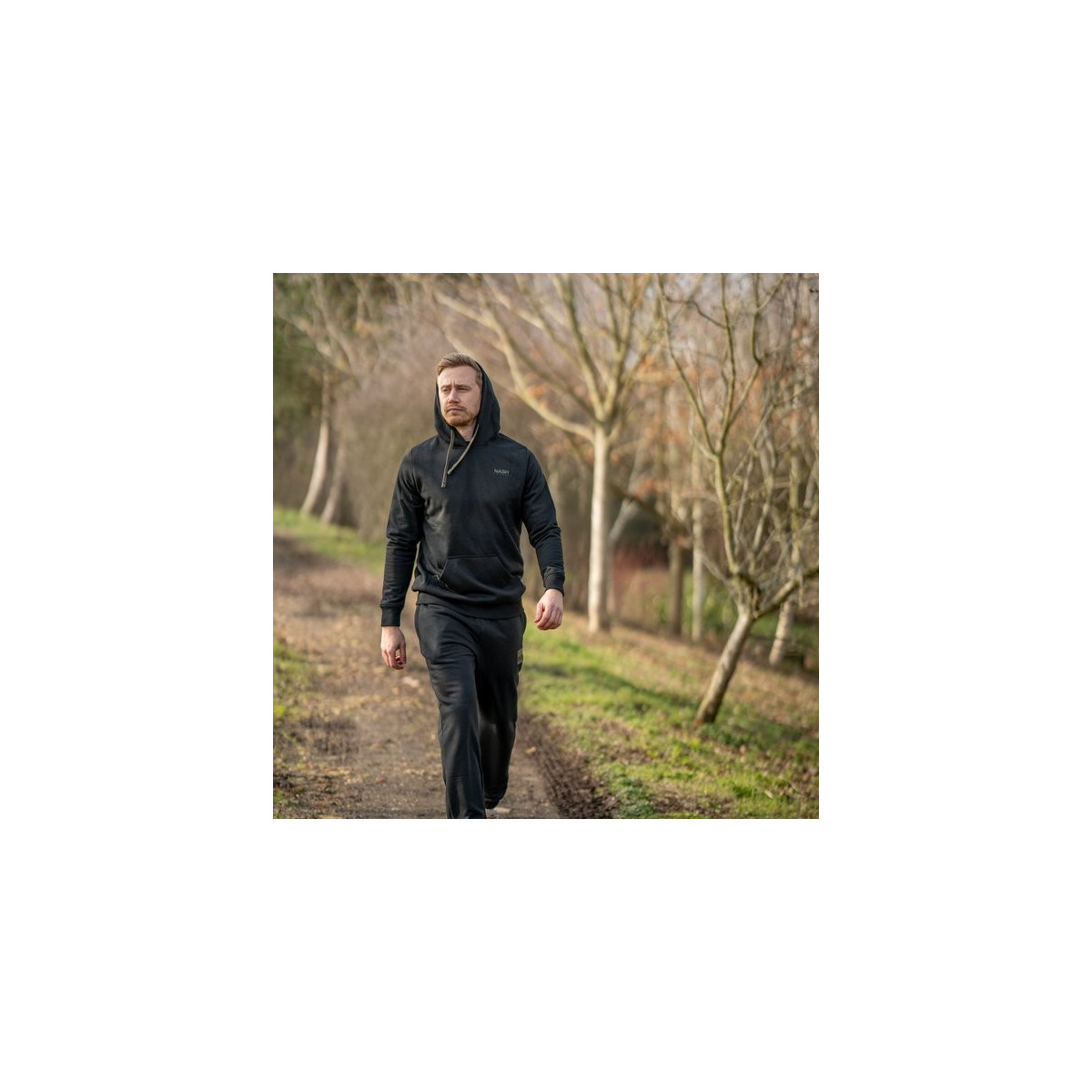 spodnie-make-it-happen-joggers-box-logo-black-nash spodnie-make-it-happen-joggers-box-logo-black-nash