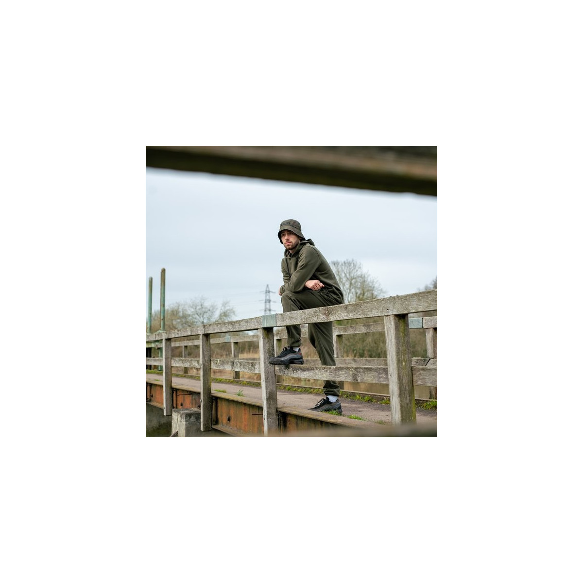 bluza-z-kapturem-make-it-happen-hoody-fish-logo-green-nash