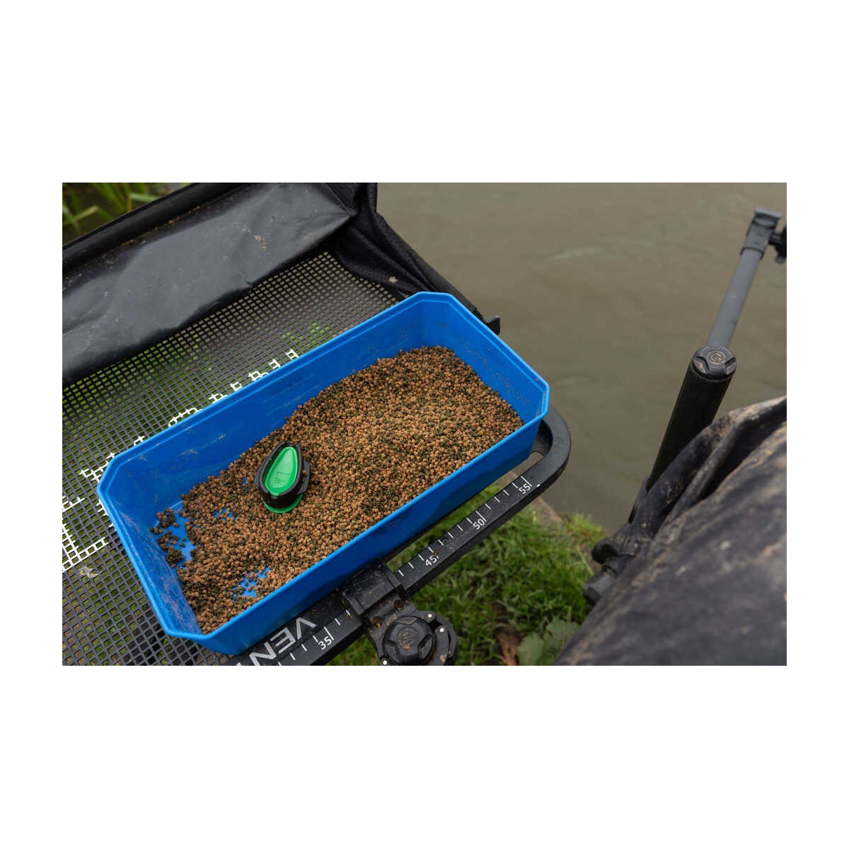 pudelko-preston-bait-tub-6-pint-3-4l-preston