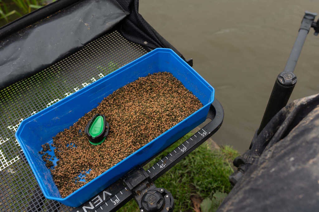 pudelko-preston-bait-tub-6-pint-3-4l-preston pudelko-preston-bait-tub-6-pint-3-4l-preston