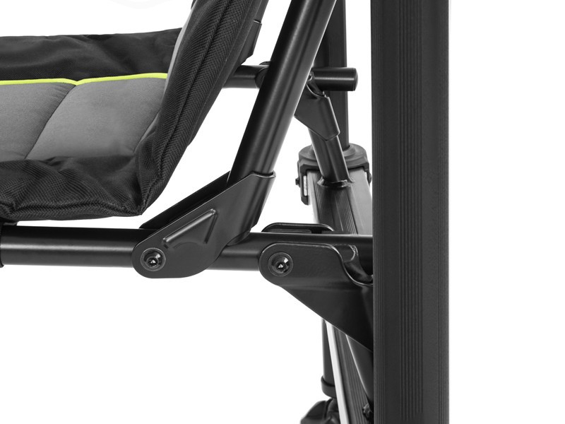 krzeselko-feederowe-reaxe-delphin krzeselko-feederowe-reaxe-delphin