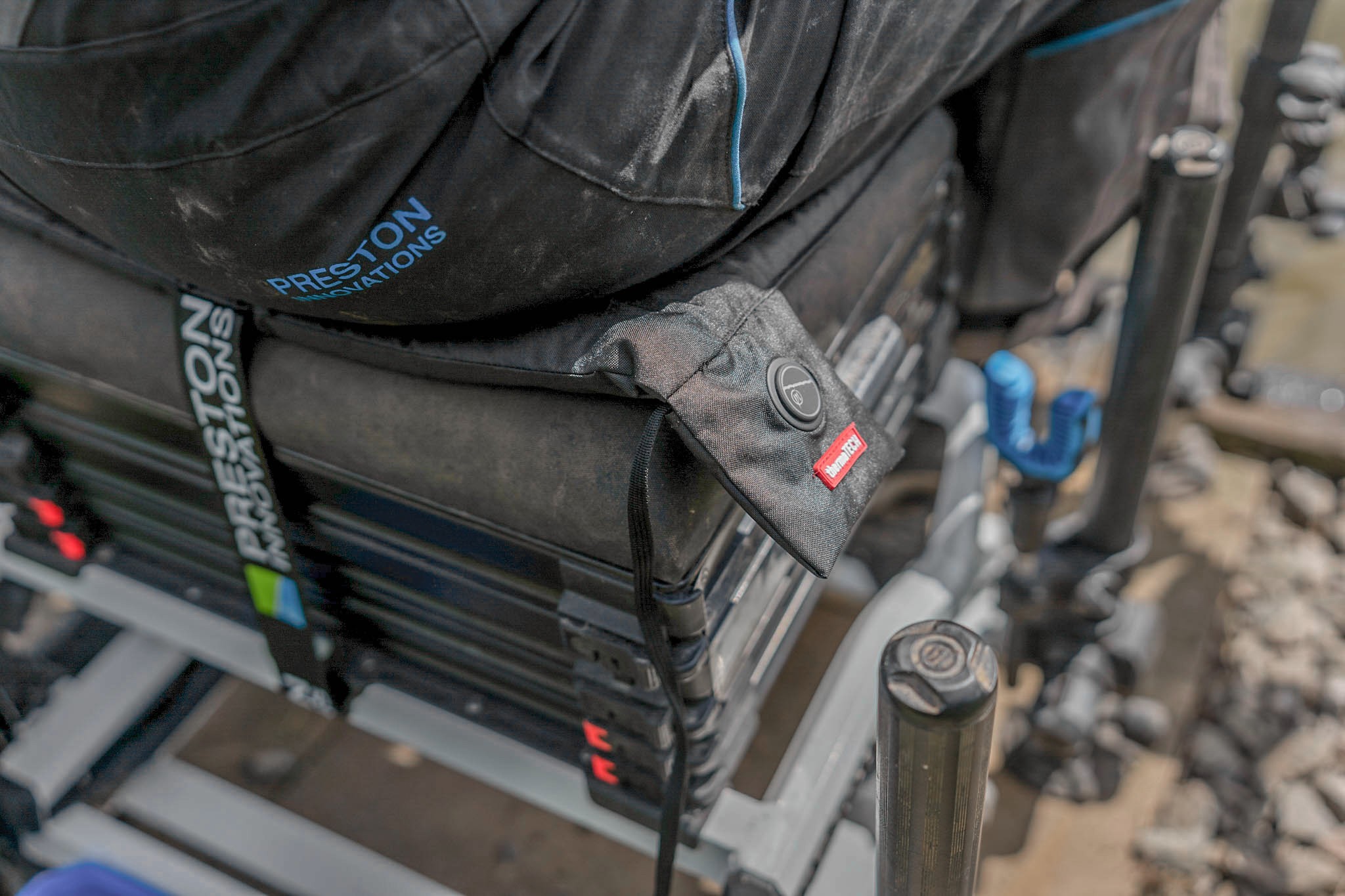 podgrzewana-poduszka-na-siedzisko-thermatech-heated-seat-cushion-preston