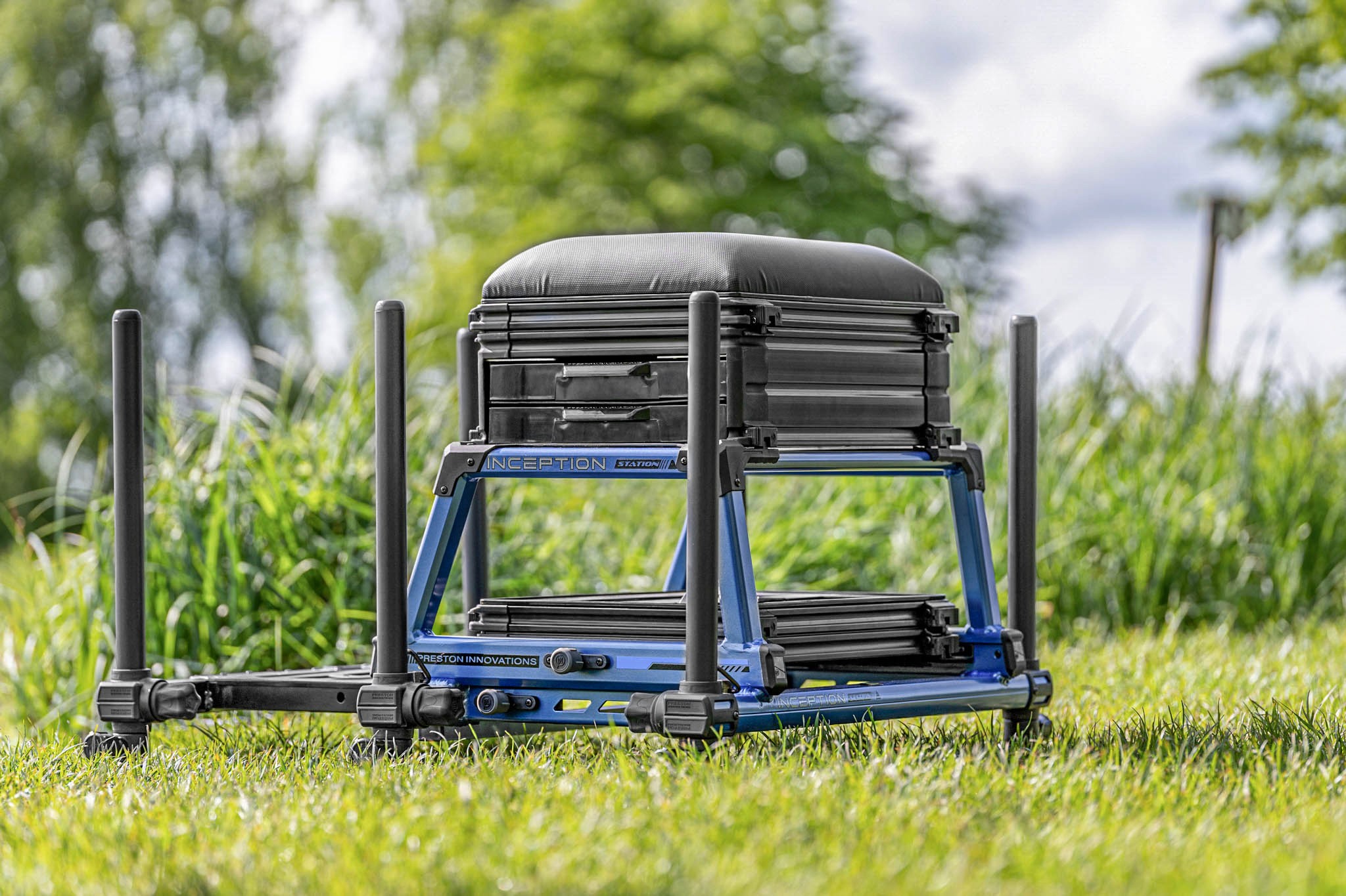 siedzisko-inception-station-blue-edition-preston