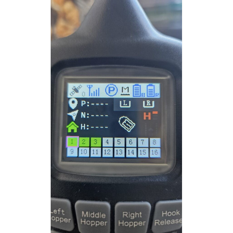 Łódka zanętowa BOATMAN Vulcan GPS Carbon VULGPSCAR Łódka zanętowa BOATMAN Vulcan GPS Carbon VULGPSCAR