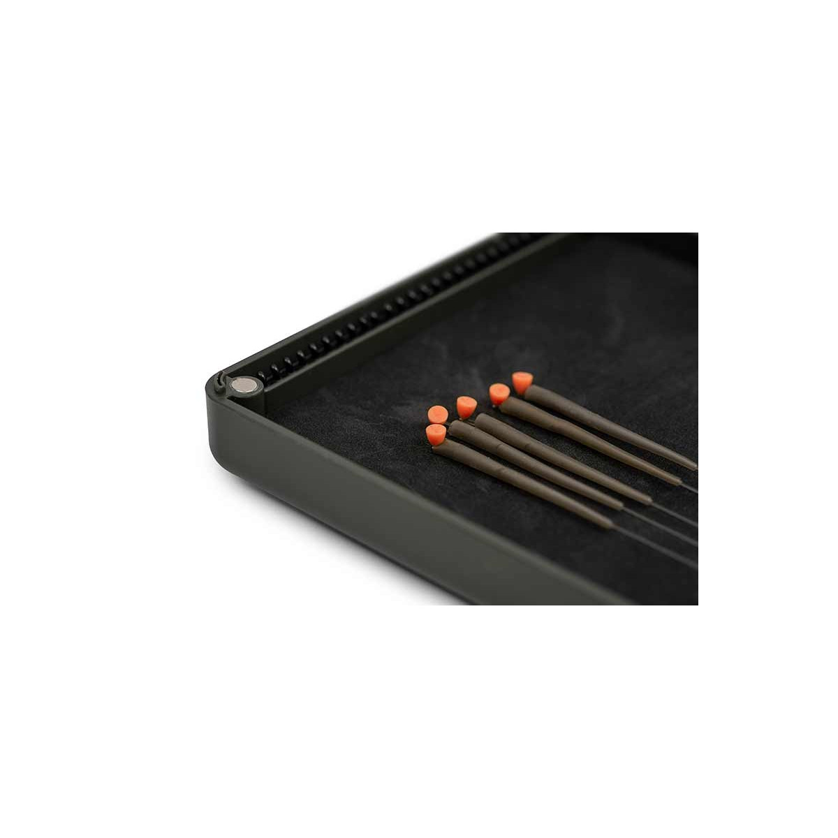 pudelko-na-przypony-edges-trade-medium-rig-box-fox