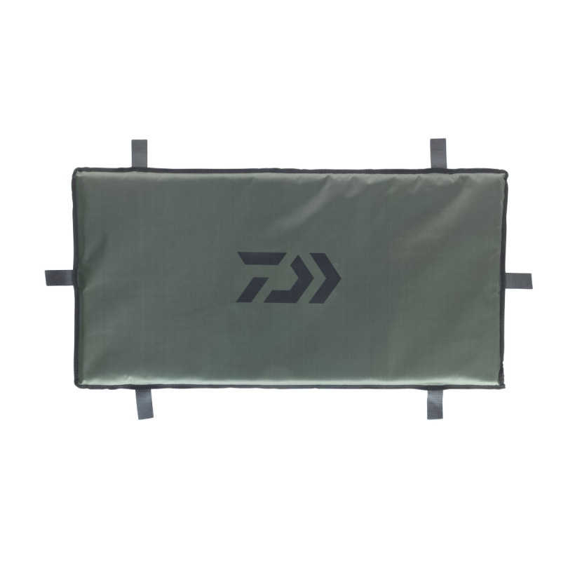 Mata Daiwa do odhaczania Black Widow Carp Craddle 15840-007 / 100 x 50 x 20 cm Mata Daiwa do odhaczania Black Widow Carp Craddle 15840-007 / 100 x 50 x 20 cm