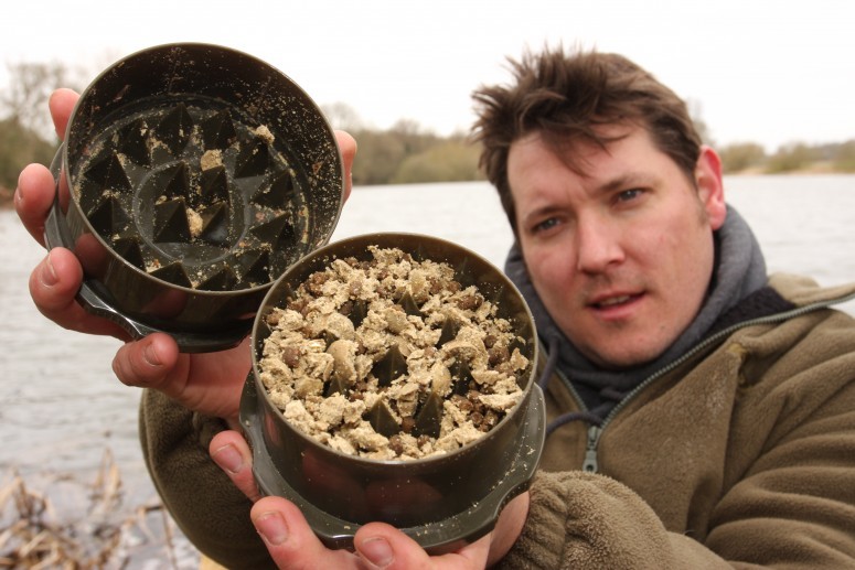 urzadzenie-do-rozdrabniania-kulek-korda urzadzenie-do-rozdrabniania-kulek-korda