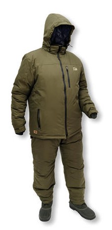 kombinezon-karpiowy-na-zime-daiwa