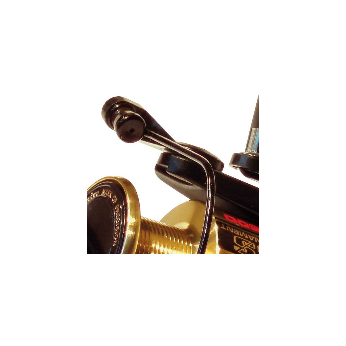 kolowrotek-whisker-tournament-specialist-daiwa