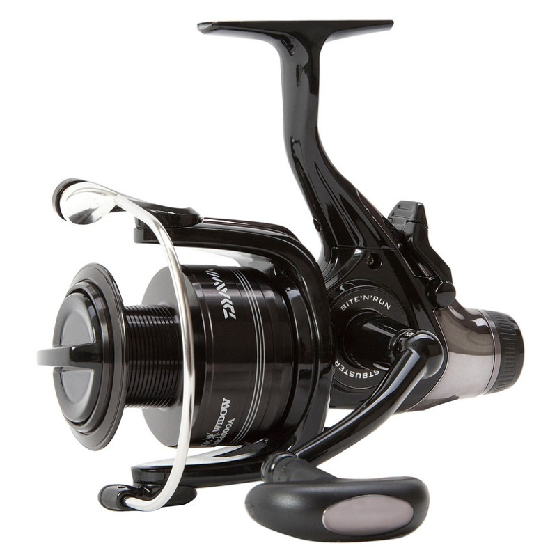 kolowrotek-black-widow-br-daiwa