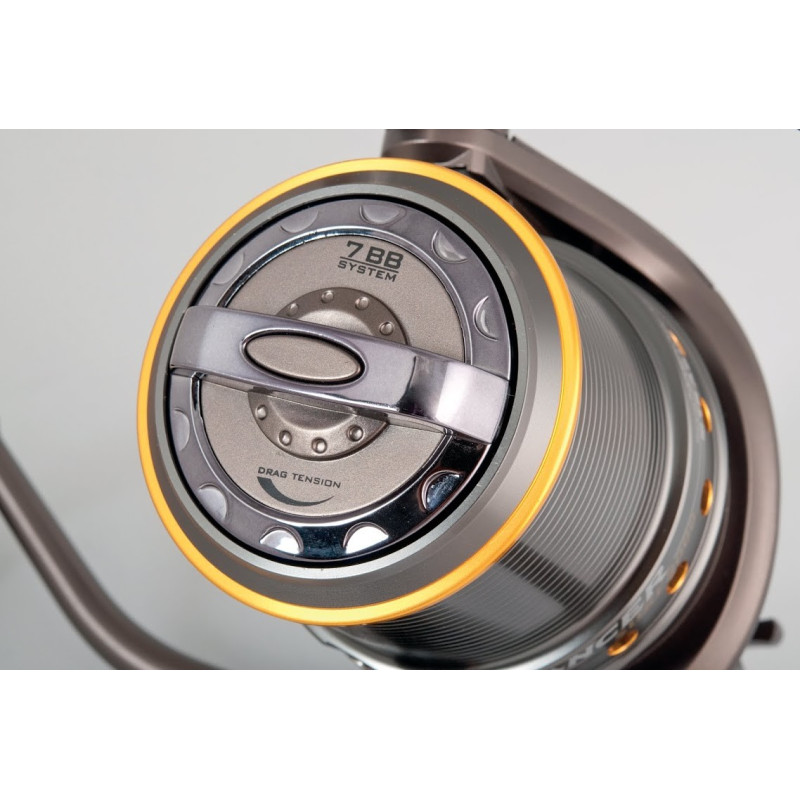 Kołowrotek Trabucco Lancer Surf 8000