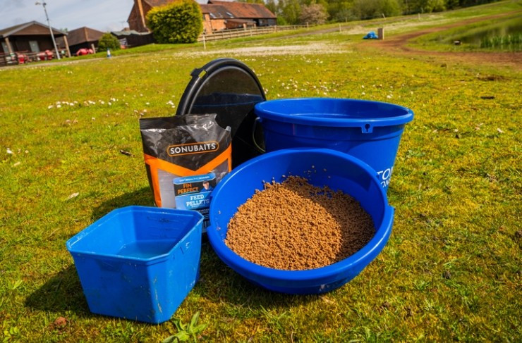 Wiadro z pokrywą Preston Bucket Set 13L Wiadro z pokrywą Preston Bucket Set 13L