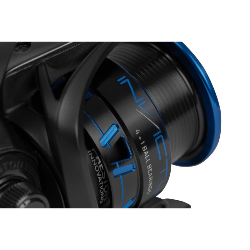 Kołowrotek Preston Invictus 520 Kołowrotek Preston Invictus 520