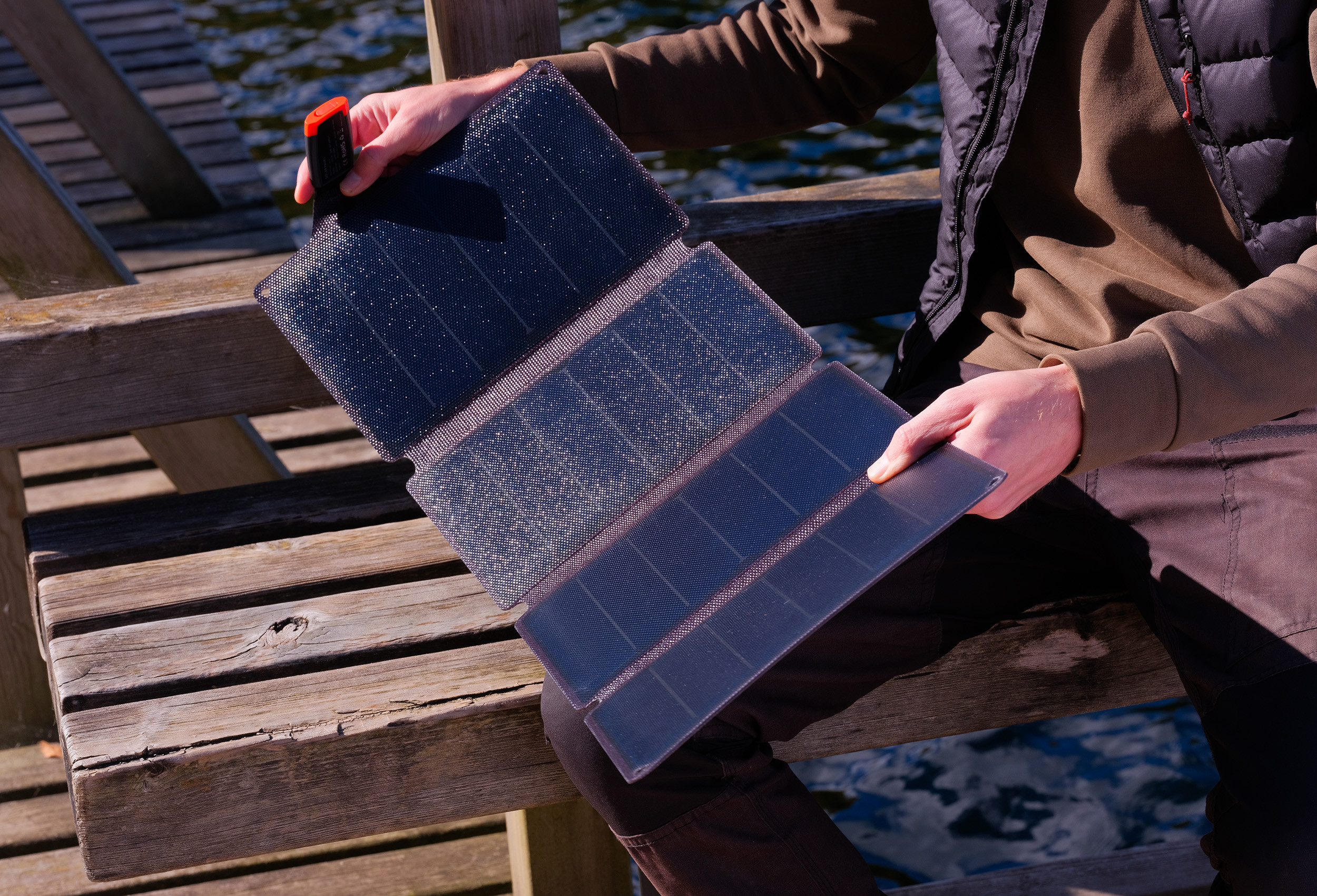 Power Bundle Echosonda Deeper Smart Sonar CHIRP+3 + ładowarka solarna