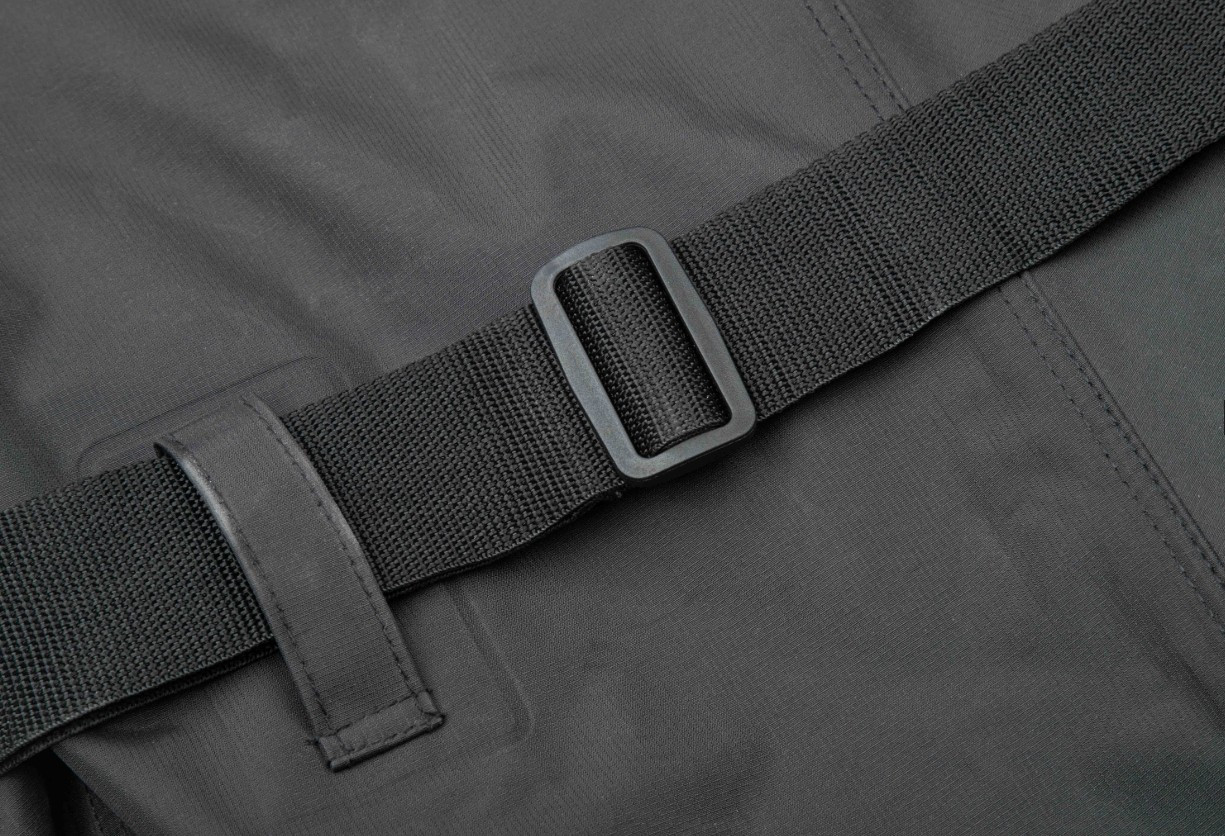 Spodniobuty Mikado Basic UMS08 czarne roz.44