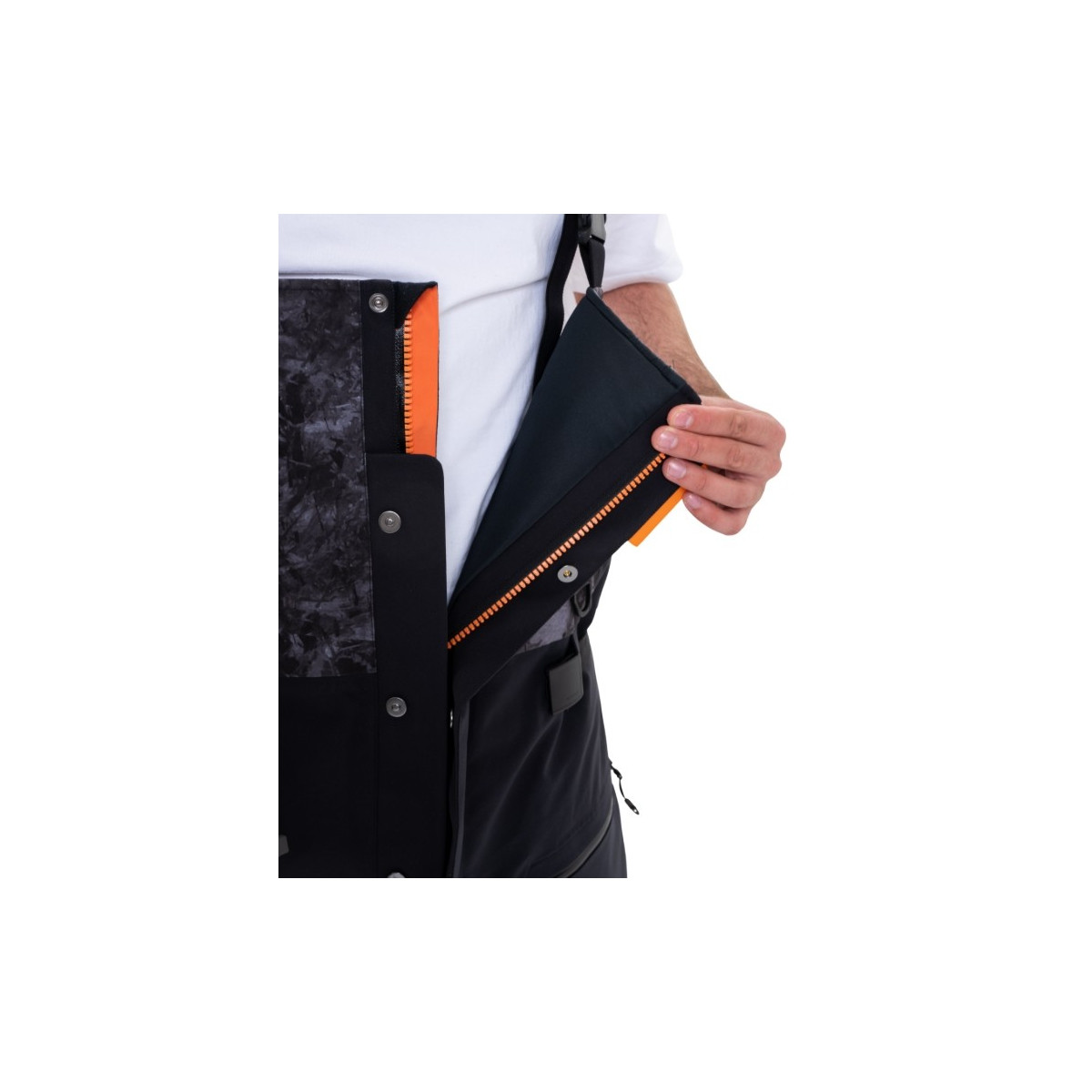 Ogrodniczki zimowe Graff WARMGUARD 719-O-B-8 roz.L/176-182 Ogrodniczki zimowe Graff WARMGUARD 719-O-B-8 roz.L/176-182