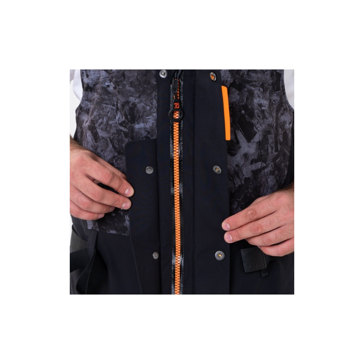 Ogrodniczki zimowe Graff WARMGUARD 719-O-B-8 roz.L/176-182 Ogrodniczki zimowe Graff WARMGUARD 719-O-B-8 roz.L/176-182