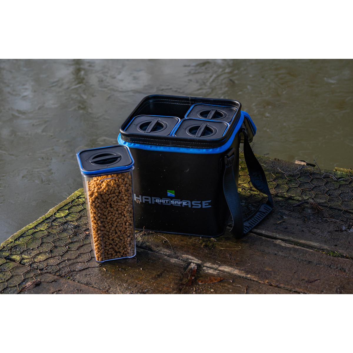 Pojemnik Preston Bait Safe Container 0.7l