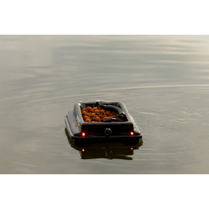 Łódka zanętowa BOATMAN Actor Plus Pro ( ECHOSONDA + GPS) ACPLUSPROEG