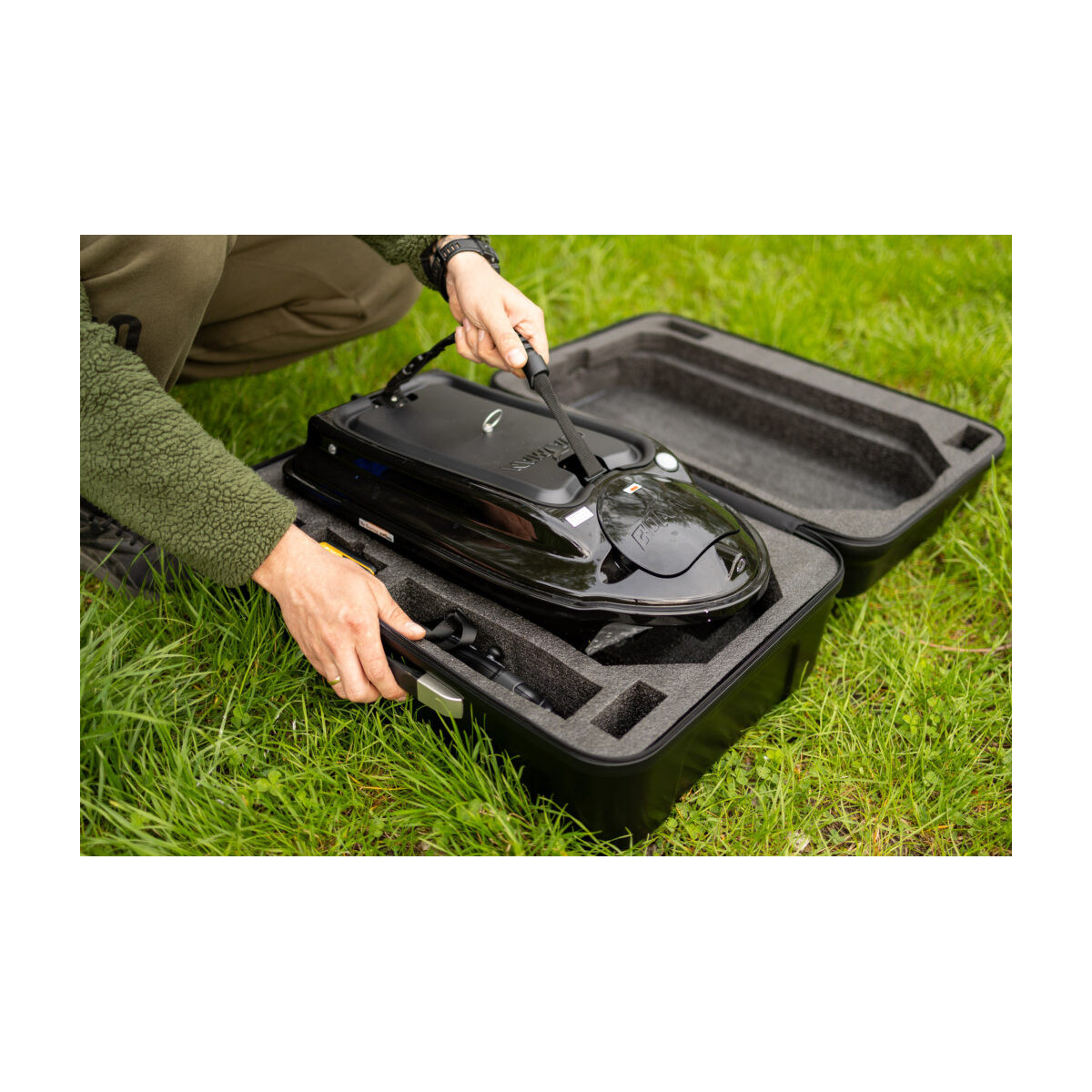 Pokrowiec na łódź zanętową Boatman Hard Case