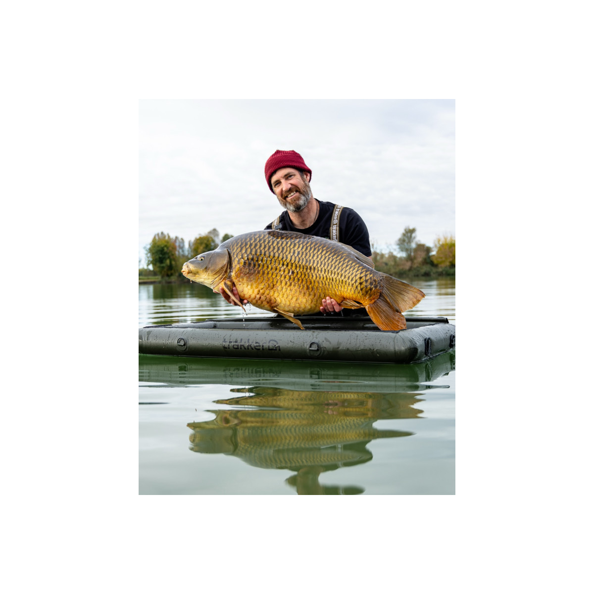 Mata pływająca Trakker Sanctuary Corral V2 120x60x36cm