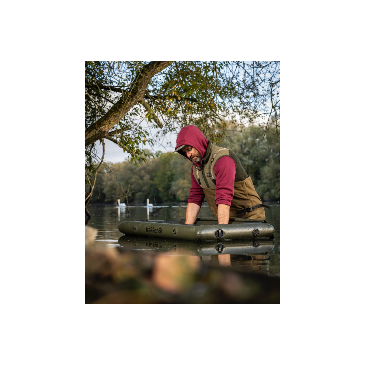 Mata pływająca Trakker Sanctuary Corral V2 120x60x36cm