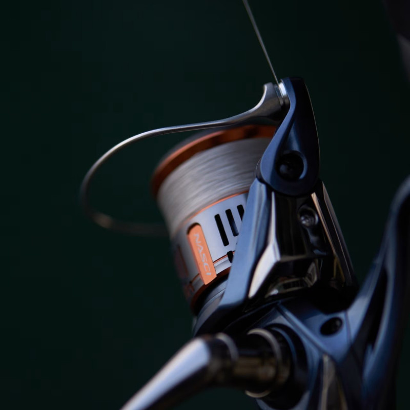 Kołowrotek Shimano Nasci FD C2000S