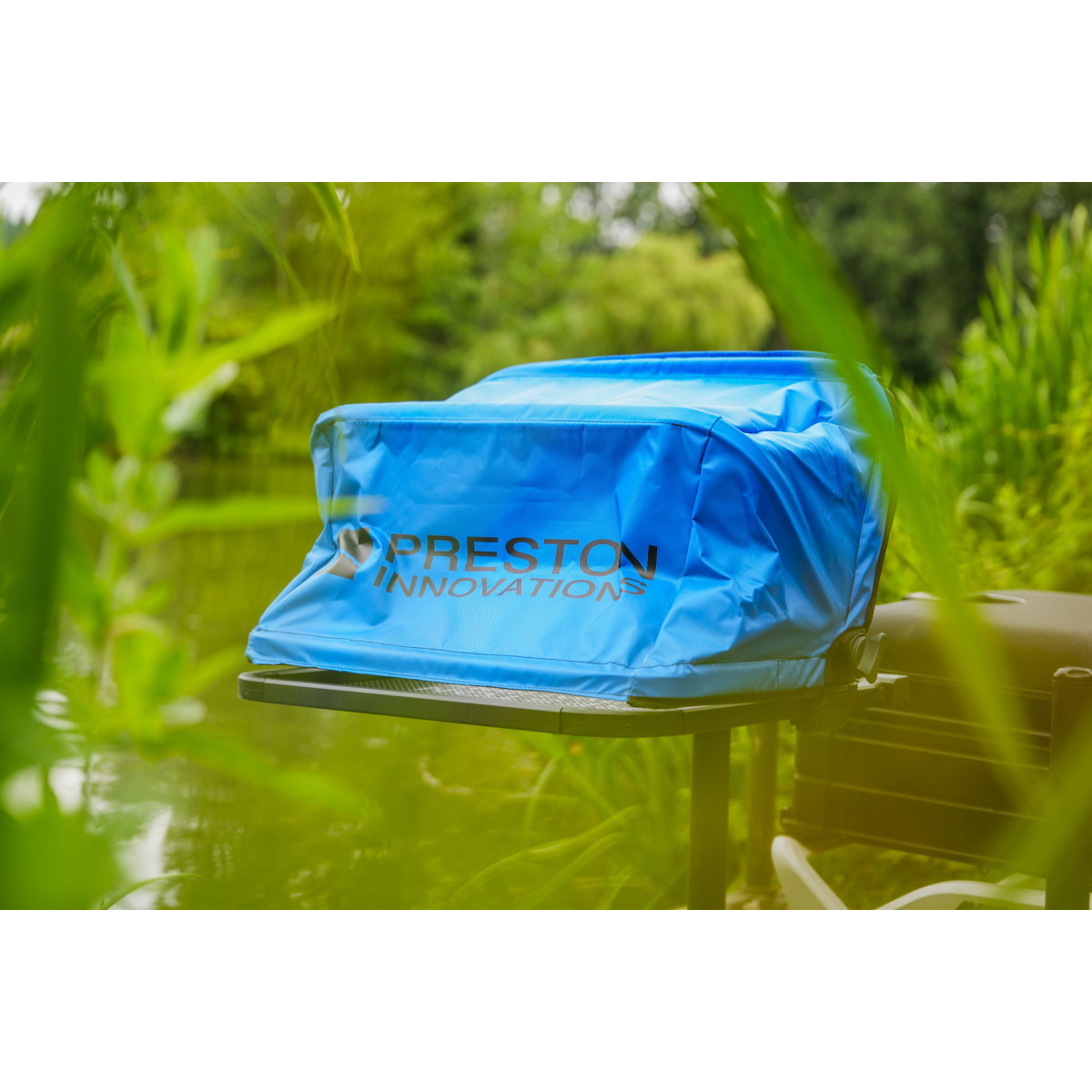 Tacka Preston Ventalite Hoodie Side Tray - Small