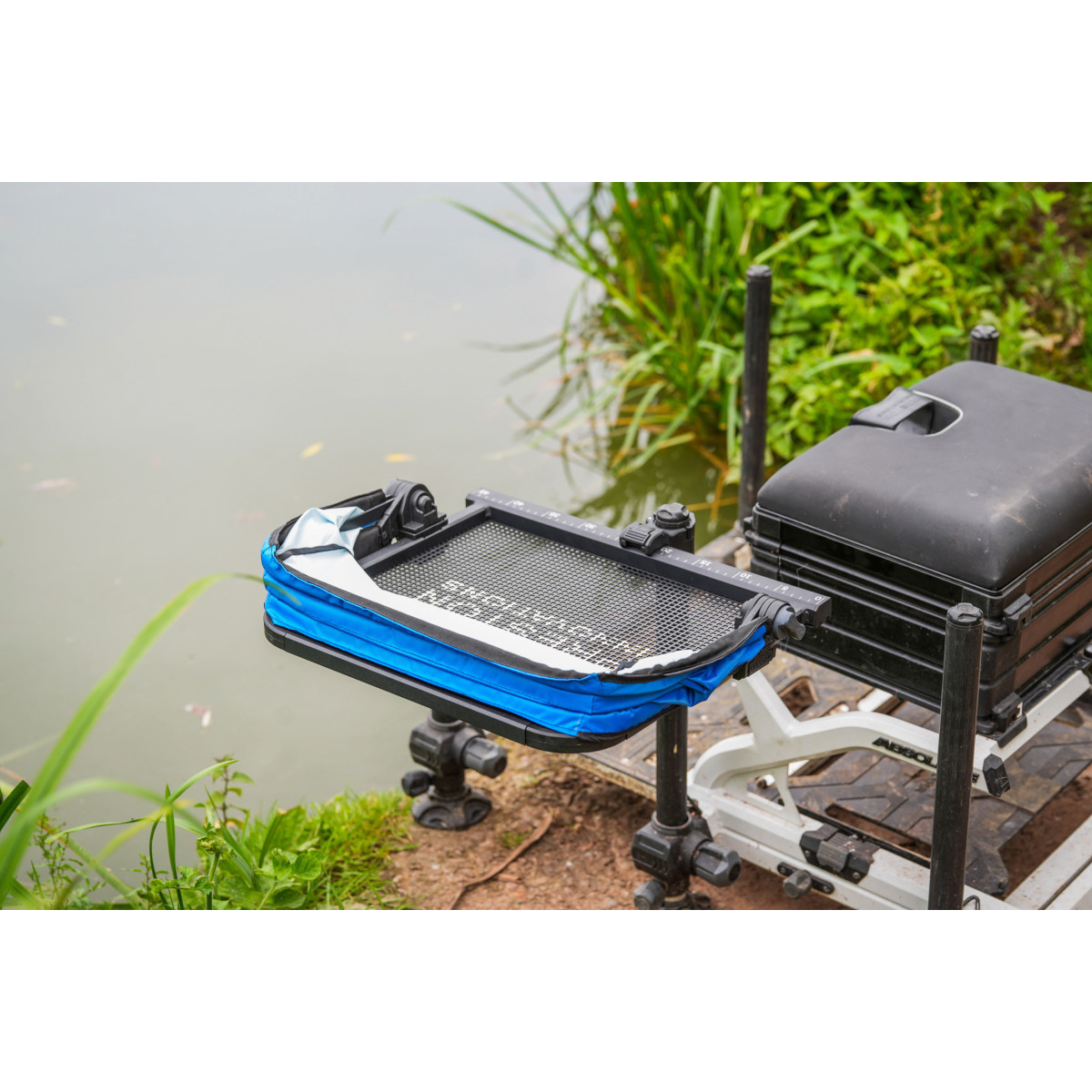 Tacka Preston Ventalite Hoodie Side Tray - Small