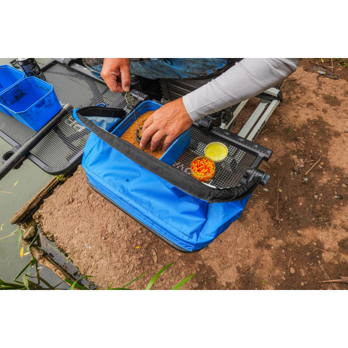 Tacka Preston Ventalite Hoodie Side Tray - Small